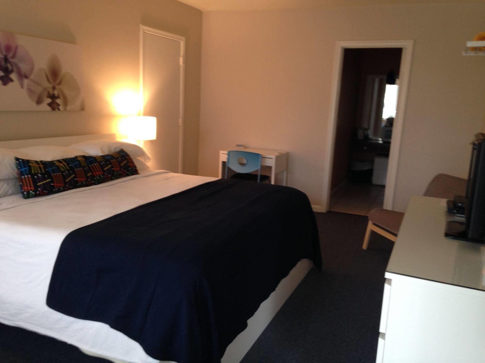 Cheston House - Clothing Optional All Male Guesthouse Fort Lauderdale Eksteriør billede