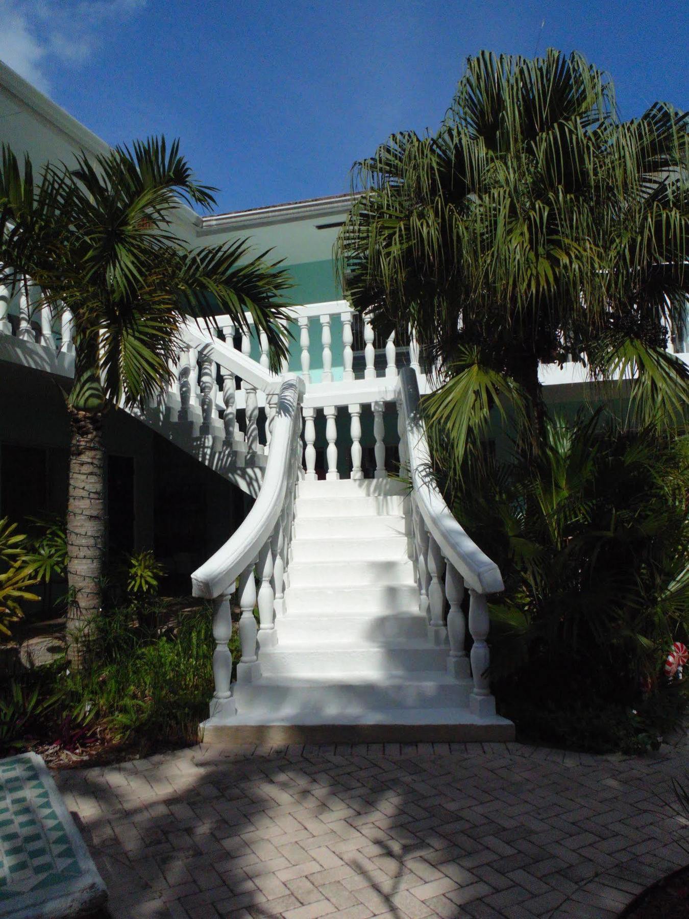 Cheston House - Clothing Optional All Male Guesthouse Fort Lauderdale Eksteriør billede